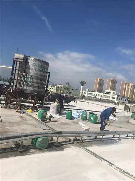 云南白藥廠房屋頂JS防水涂料施工